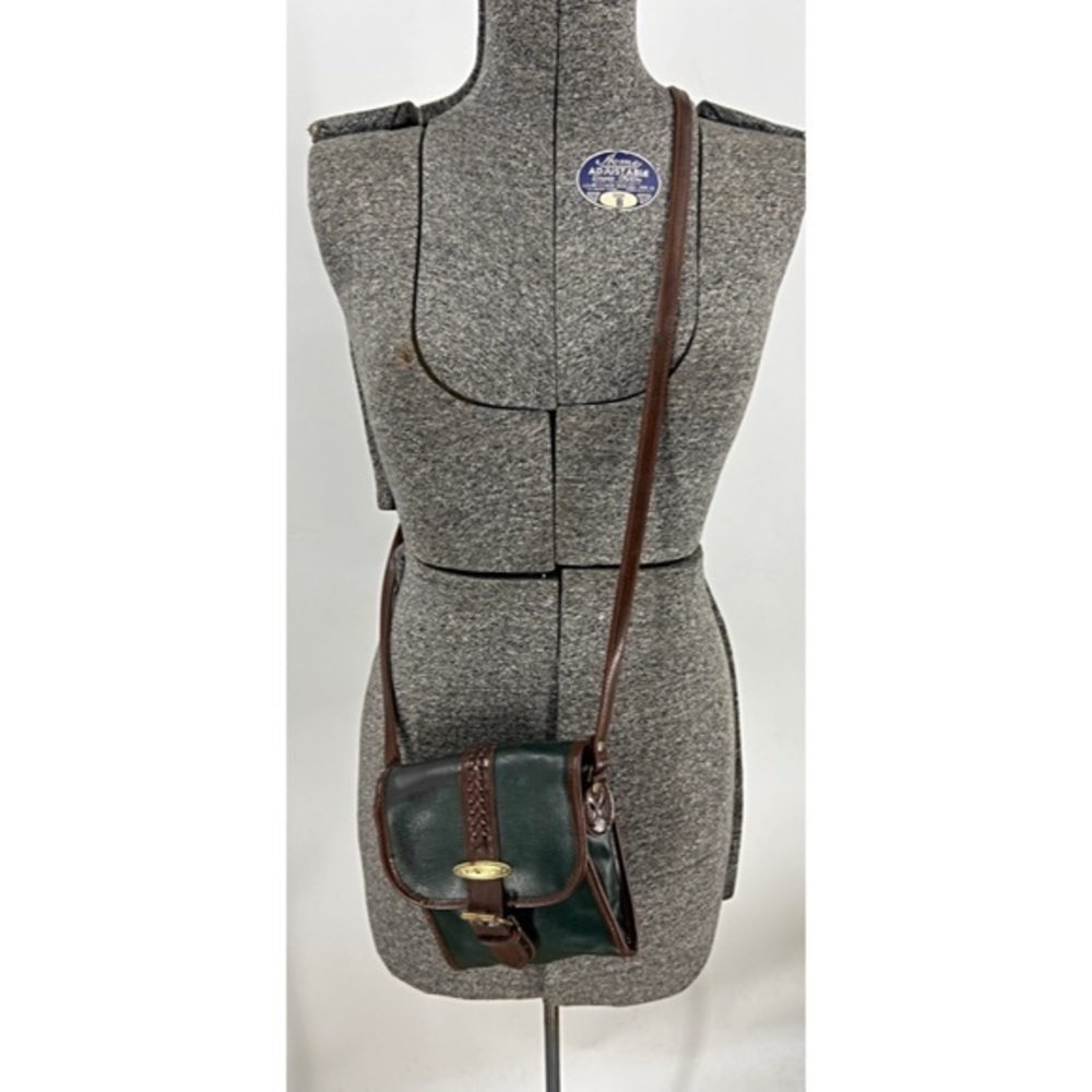 Liz Claiborne  Vintage small  Crossbody purse